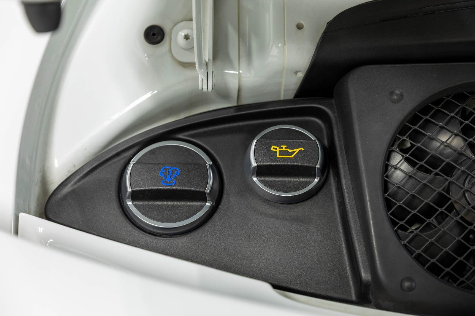 Used 2015 Porsche 911 Turbo S AWD/4WD image 54