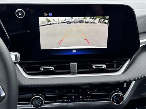 New 2026 Chevrolet Equinox LT AWD/4WD image 4
