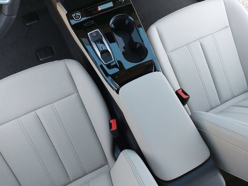 New 2027 Audi Q6 e-tron Premium Plus AWD/4WD image 28