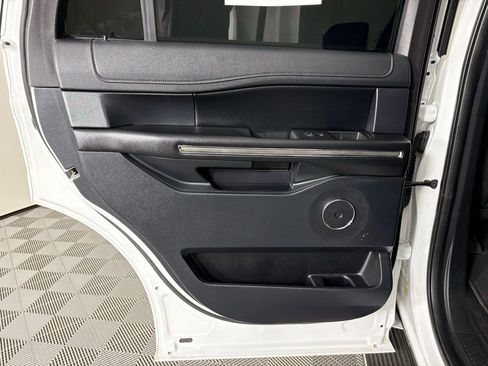 Used 2020 Ford Expedition XLT w/ Equipment Group 202A RWD image 48