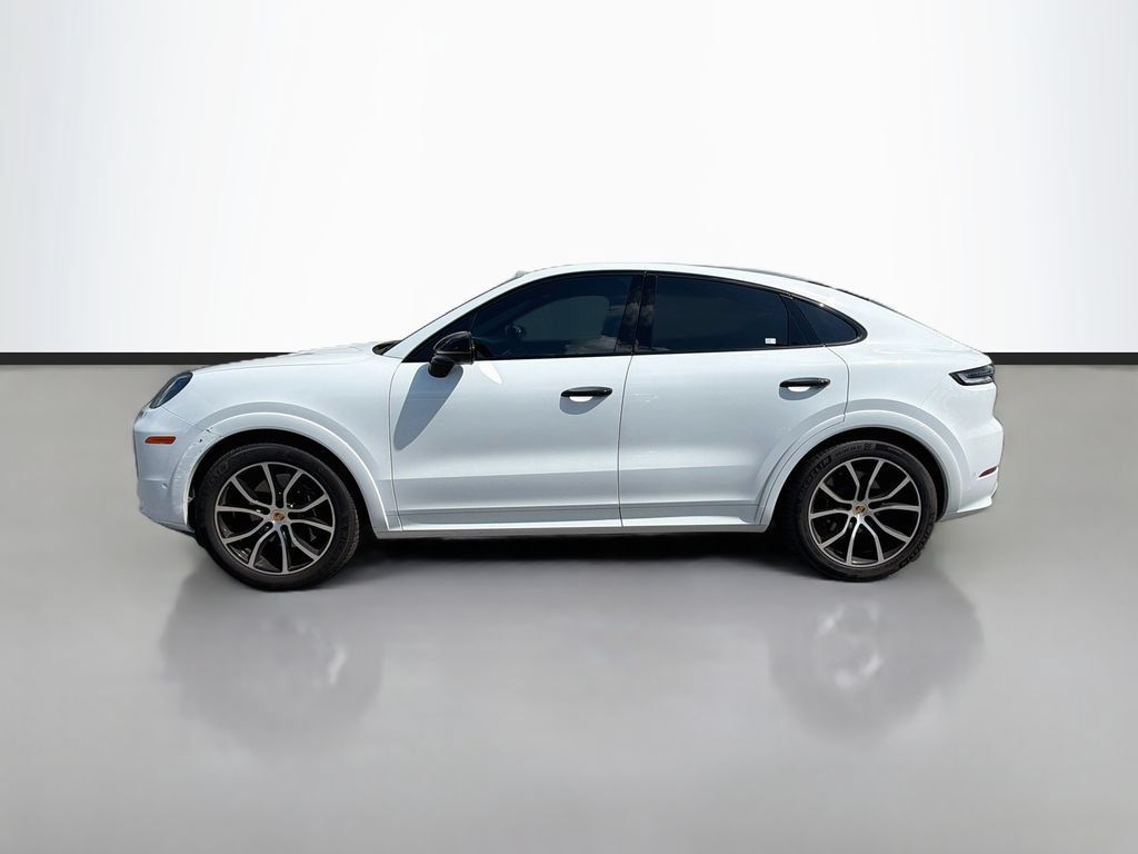 Used 2024 Porsche Cayenne Coupe AWD/4WD image 7