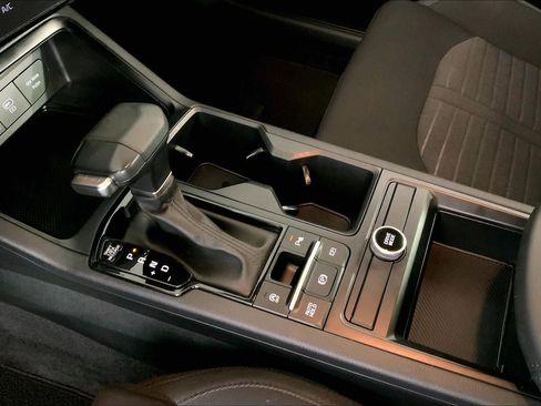 Certified 2025 Kia K5 LXS FWD image 17