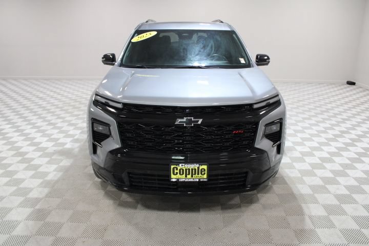 Used 2025 Chevrolet Traverse RS AWD/4WD image 7