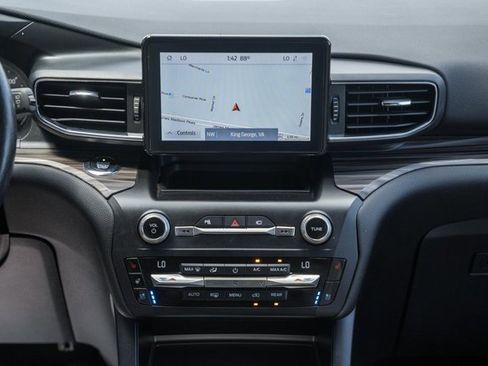 Used 2020 Ford Explorer Limited image 27