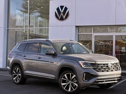Certified 2025 Volkswagen Atlas SEL Premium R-Line