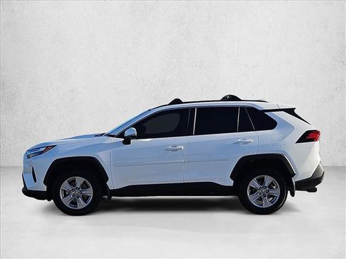Used 2025 Toyota RAV4 XLE w/ Convenience Package FWD image 9