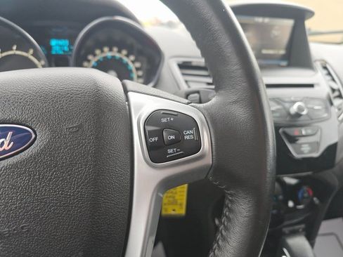 Used 2014 Ford Fiesta SE w/ Equipment Group 201A image 17