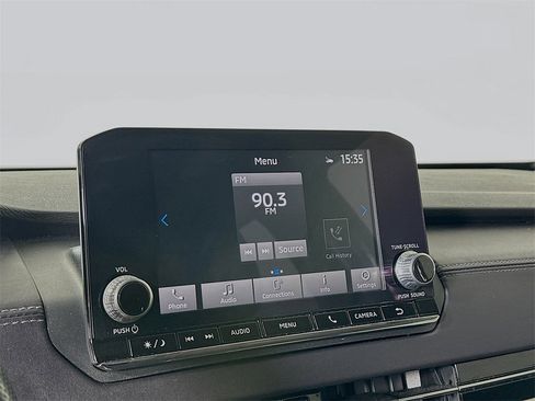 Used 2024 Mitsubishi Outlander ES image 13