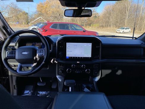 Certified 2025 Ford F150 XLT w/ Equipment Group 302A MID image 6