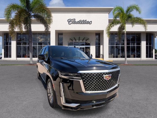 Certified 2023 Cadillac Escalade Premium Luxury w/ Performance Package RWD image 3