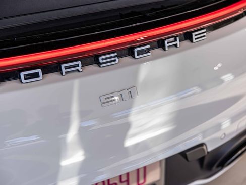 Used 2022 Porsche 911 Carrera 4S image 16