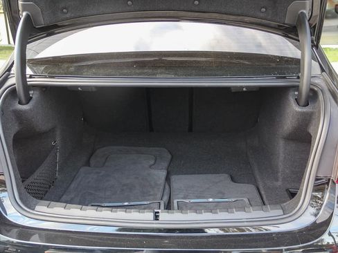 Used 2023 BMW 330i Sedan w/ Premium Package image 22