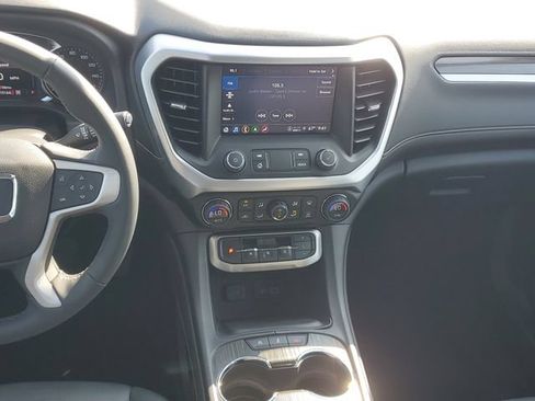 Certified 2023 GMC Acadia SLT AWD/4WD image 15
