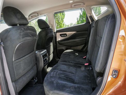 Used 2015 Nissan Murano S w/ Navigation Package AWD/4WD image 30