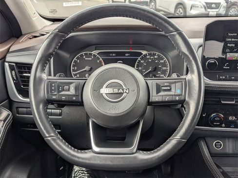 Used 2023 Nissan Rogue SL w/ SL Premium Package image 23