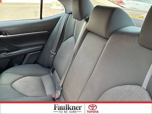 Used 2022 Toyota Camry LE FWD image 21