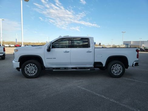 Used 2022 Chevrolet Silverado 2500 High Country w/ Technology Package image 19
