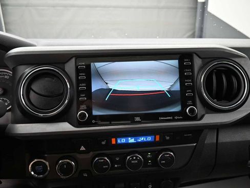 Used 2023 Toyota Tacoma TRD Sport w/ TRD Premium Sport Package AWD/4WD image 8