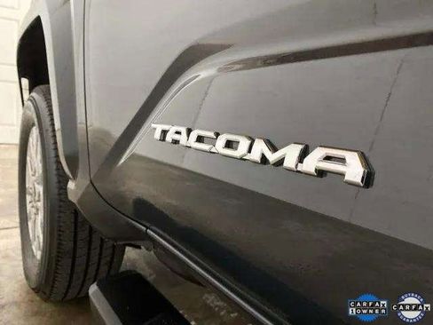Used 2025 Toyota Tacoma SR5 image 85