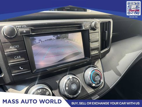 Used 2015 Toyota RAV4 LE AWD/4WD image 11