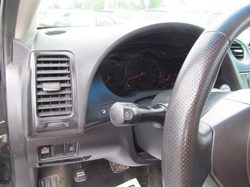 Used 2010 Nissan Altima 2.5 S FWD image 13