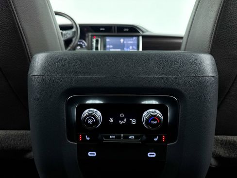 Used 2021 GMC Yukon Denali image 21