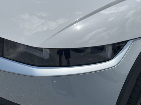 New 2023 Hyundai Ioniq 5 SEL AWD/4WD image 16
