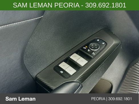 Used 2024 Mitsubishi Outlander SE image 18