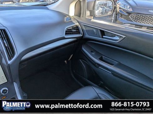 Used 2023 Ford Edge SEL image 17