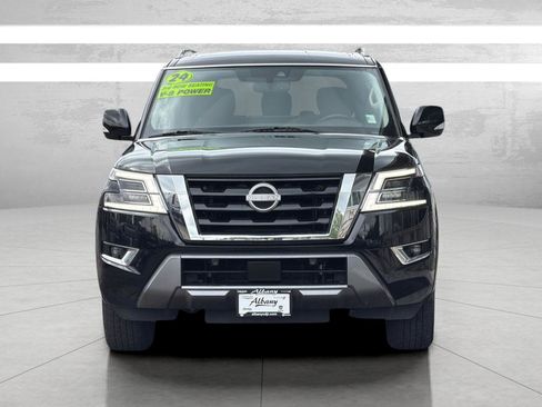 Used 2024 Nissan Armada SV AWD/4WD image 3