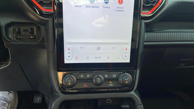 Certified 2025 Ford Ranger Raptor AWD/4WD image 16