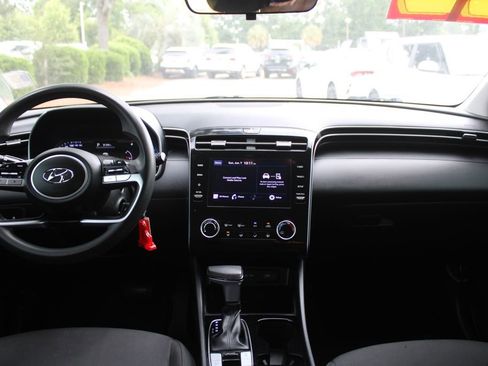 Used 2022 Hyundai Tucson SE FWD image 23