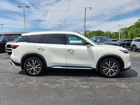 Used 2023 INFINITI QX60 Sensory w/ Cargo Package AWD/4WD image 6