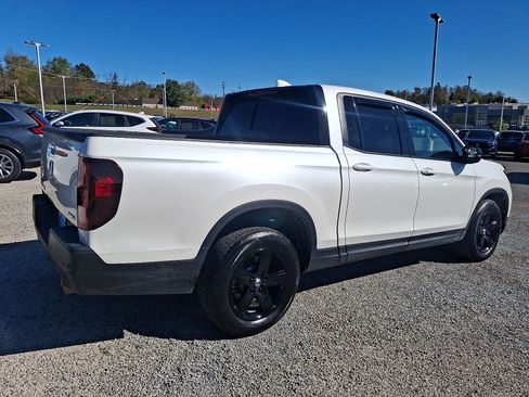 Certified 2023 Honda Ridgeline Black Edition image 6