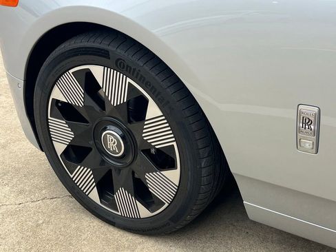 Used 2020 Rolls-Royce Phantom Sedan RWD image 8