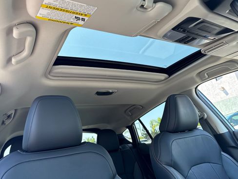 Certified 2024 Subaru Crosstrek 2.5i Limited w/ Crosstrek Mirror Package AWD/4WD image 10