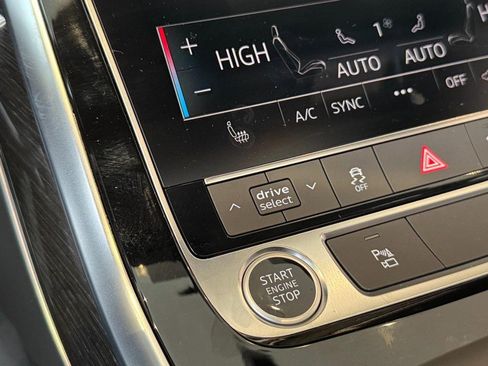 New 2026 Audi Q7 2.0T Premium image 14