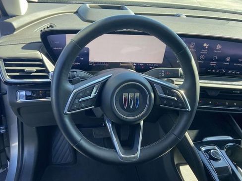 New 2025 Buick Envision Preferred image 12