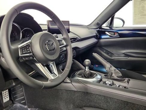 New 2026 MAZDA MX-5 Miata Club w/ Interior Package RWD image 11