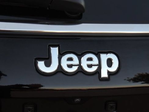 Used 2024 Jeep Compass Sport AWD/4WD image 14