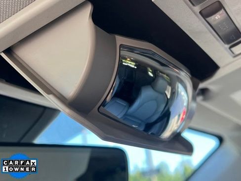 Used 2021 Toyota Highlander XLE AWD/4WD image 42