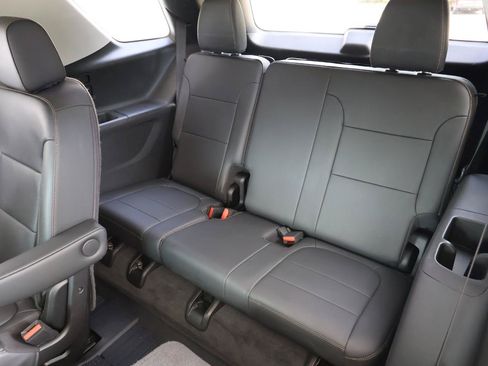 Used 2020 Chevrolet Traverse Premier w/ Redline Edition FWD image 24