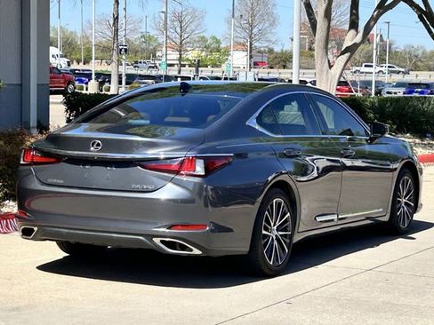 Used 2023 Lexus ES 350 w/ Premium Package image 4