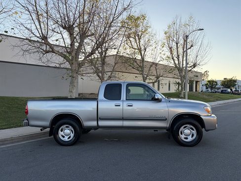 Used 2006 Toyota Tundra SR5 image 2