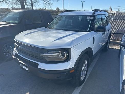 Used 2021 Ford Bronco Sport image 2