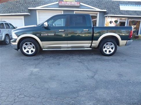 Used 2011 RAM 1500 Laramie image 2