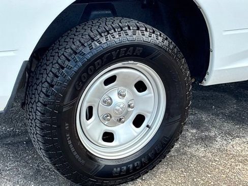 Used 2017 RAM 1500 Tradesman RWD image 15