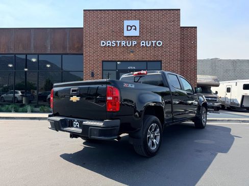 Used 2017 Chevrolet Colorado Z71 AWD/4WD image 7