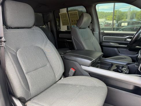 Used 2019 RAM 1500 Big Horn AWD/4WD image 17