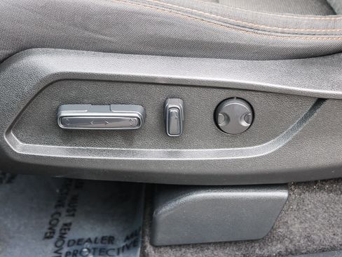Certified 2025 Honda Pilot Sport image 21